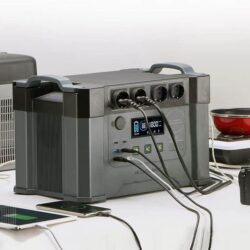 Přenosný solární generátor 2kW/ 200W